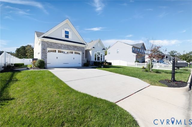 5436 Bison Ford Dr, North Chesterfield, VA 23234