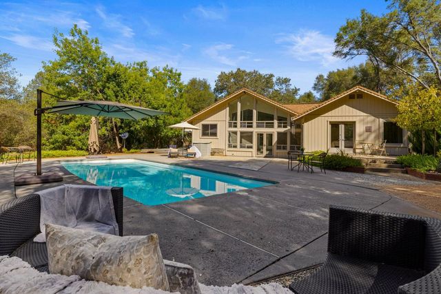1730 Larelyn Ln, Shingle Springs, CA 95682