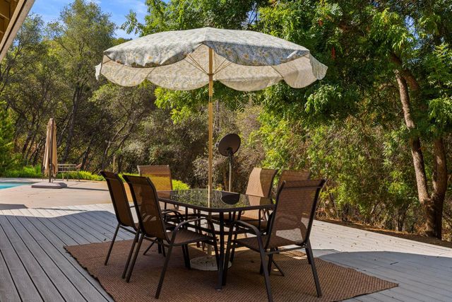 1730 Larelyn Ln, Shingle Springs, CA 95682