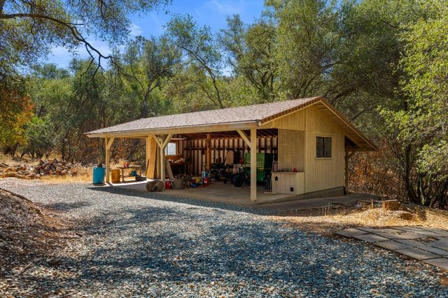 1730 Larelyn Ln, Shingle Springs, CA 95682