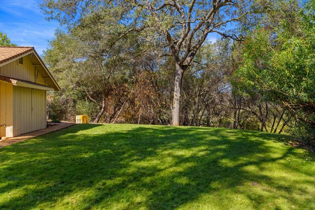 1730 Larelyn Ln, Shingle Springs, CA 95682