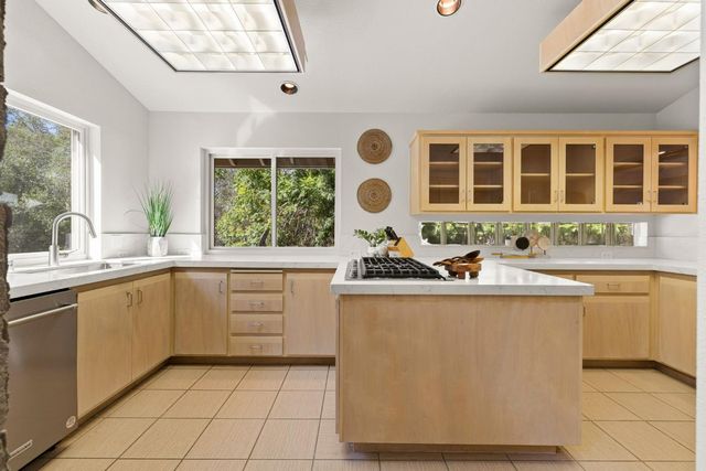 1730 Larelyn Ln, Shingle Springs, CA 95682