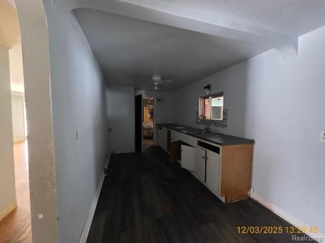 30185 Carl Street, New Haven Village, MI 48048