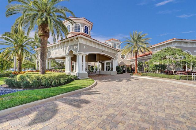 6606 Turchino Drive, Lake Worth, FL 33467