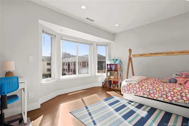 1611 Washington Boulevard APT 6, Stamford, CT 06902