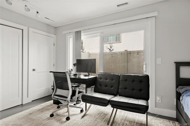 1611 Washington Boulevard APT 6, Stamford, CT 06902