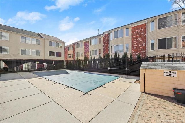 1611 Washington Boulevard APT 6, Stamford, CT 06902