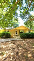 208 Lakeview Drive, Stockbridge, GA 30281