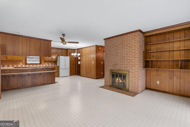 571 Greenvalley Drive, Winder, GA 30680