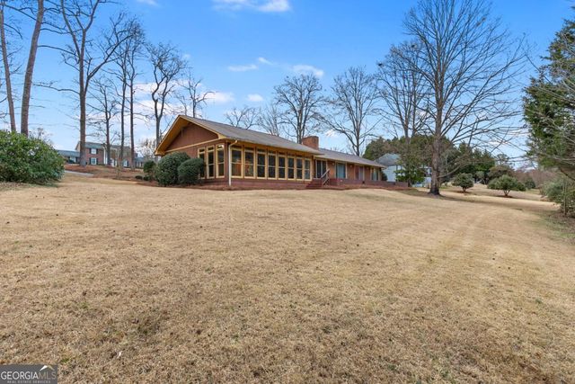 571 Greenvalley Drive, Winder, GA 30680