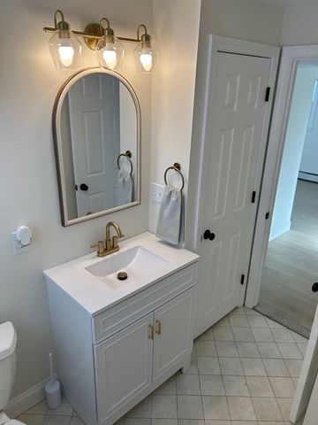 244 Hovenden Ave, Brockton, MA 02302