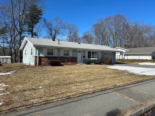 244 Hovenden Ave, Brockton, MA 02302