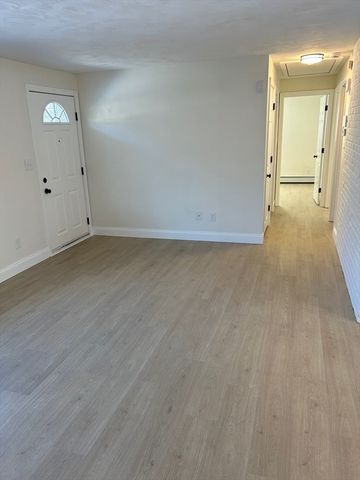 244 Hovenden Ave, Brockton, MA 02302