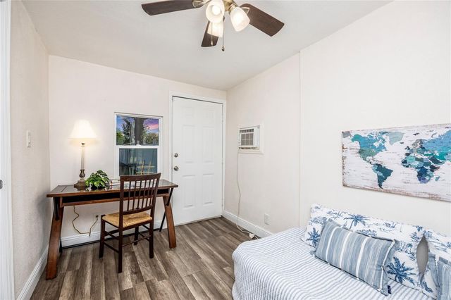 4978 71ST STREET N, St Petersburg, FL 33709