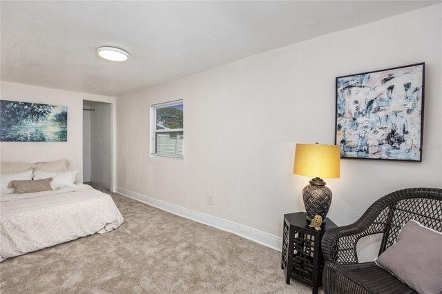 4978 71ST STREET N, St Petersburg, FL 33709