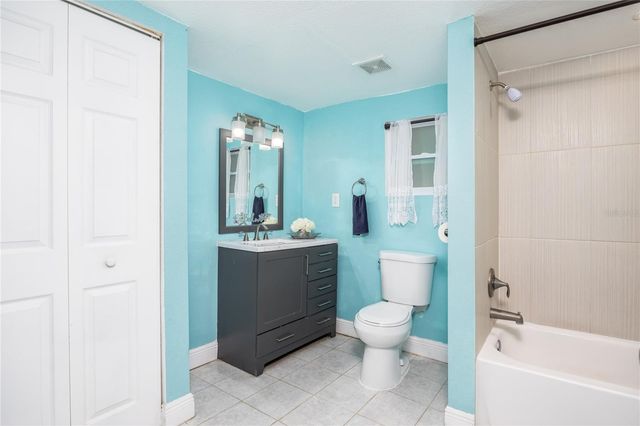 4978 71ST STREET N, St Petersburg, FL 33709