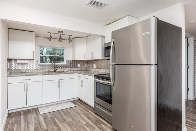 4978 71ST STREET N, St Petersburg, FL 33709