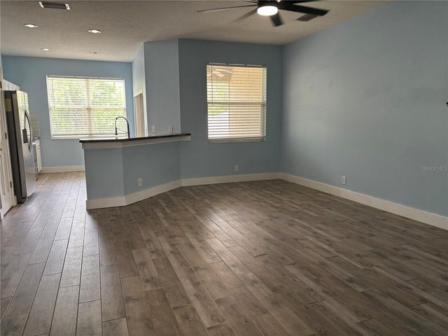 624 BLACK LION DRIVE NE, St Petersburg, FL 33716