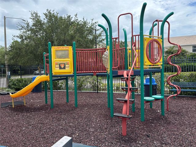624 BLACK LION DRIVE NE, St Petersburg, FL 33716