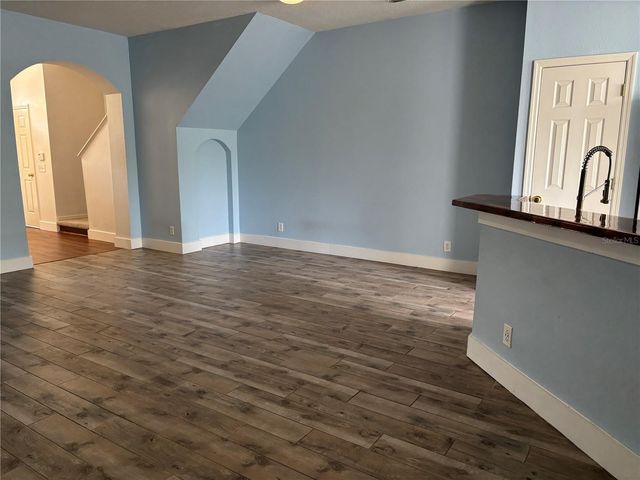 624 BLACK LION DRIVE NE, St Petersburg, FL 33716