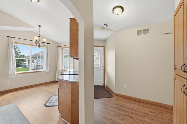 1761 Ojibway Drive, Centerville, MN 55038
