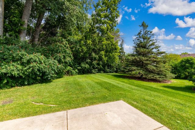 1761 Ojibway Drive, Centerville, MN 55038