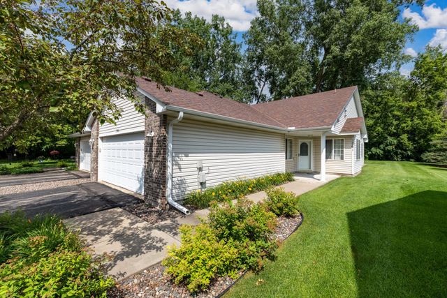 1761 Ojibway Drive, Centerville, MN 55038