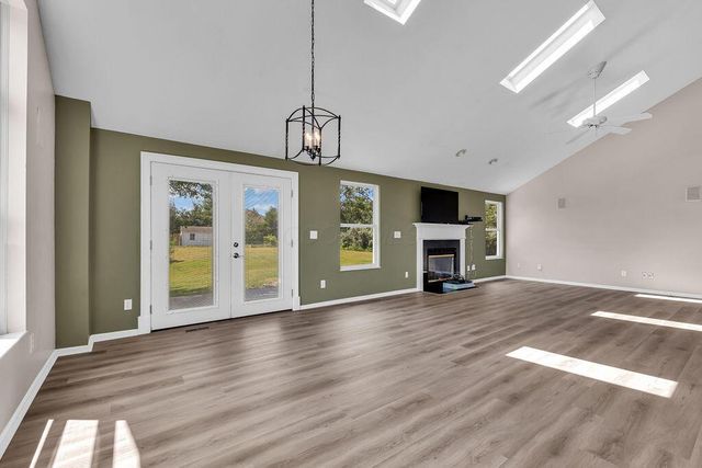 5693 Harlem Road, New Albany, OH 43054