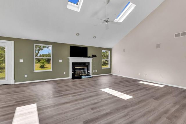 5693 Harlem Road, New Albany, OH 43054