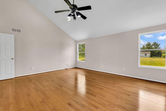 5693 Harlem Road, New Albany, OH 43054