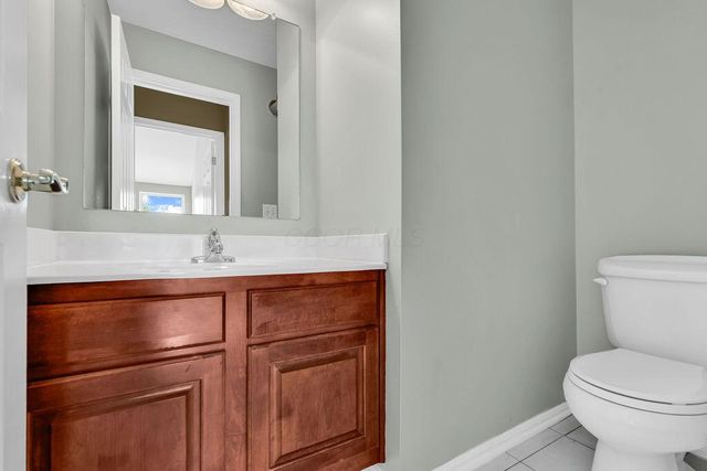 5693 Harlem Road, New Albany, OH 43054