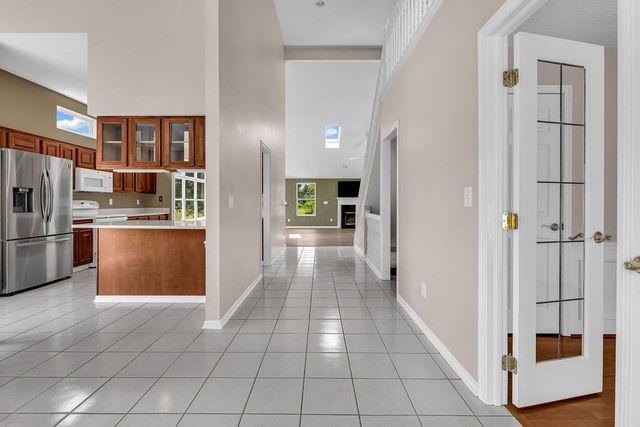 5693 Harlem Road, New Albany, OH 43054
