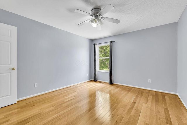 5693 Harlem Road, New Albany, OH 43054