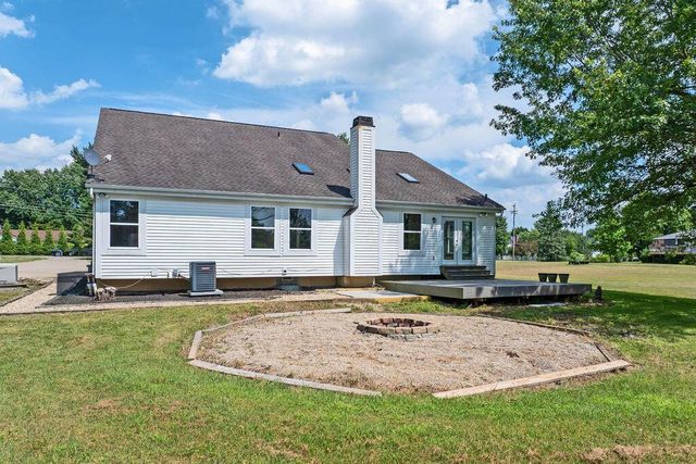 5693 Harlem Road, New Albany, OH 43054