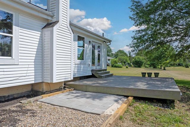 5693 Harlem Road, New Albany, OH 43054