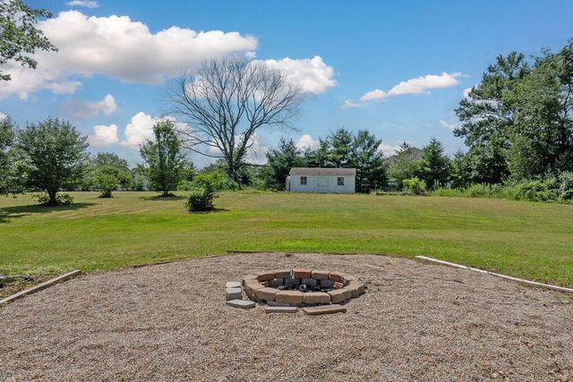 5693 Harlem Road, New Albany, OH 43054