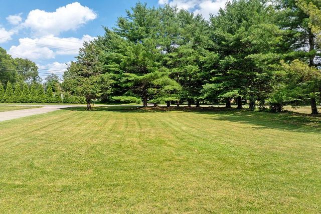 5693 Harlem Road, New Albany, OH 43054