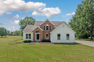 5693 Harlem Road, New Albany, OH 43054