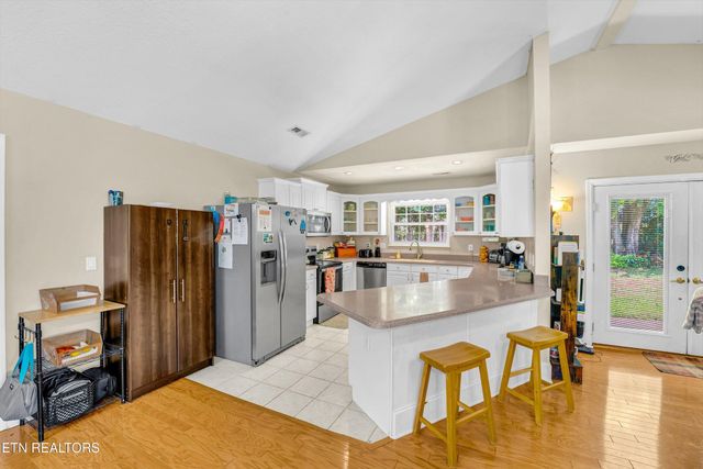 541 Sandy Springs Rd, Maryville, TN 37803