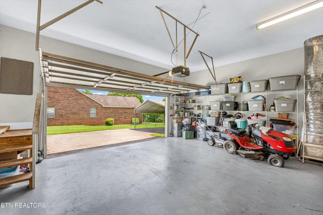 541 Sandy Springs Rd, Maryville, TN 37803