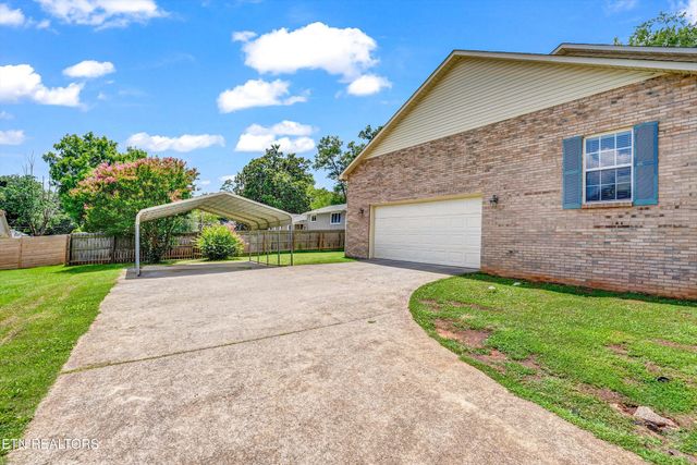 541 Sandy Springs Rd, Maryville, TN 37803