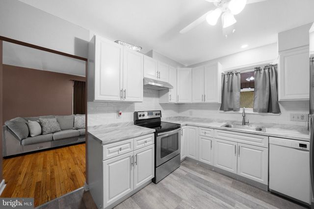 517 WELLINGTON AVE, Reading, PA 19609