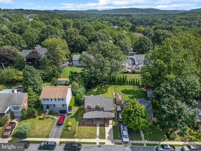 517 WELLINGTON AVE, Reading, PA 19609