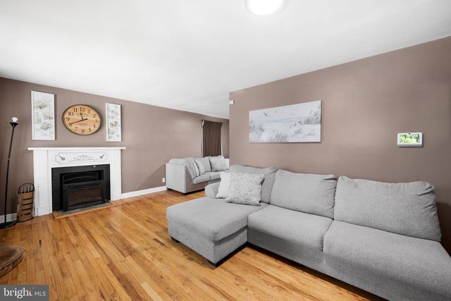 517 WELLINGTON AVE, Reading, PA 19609