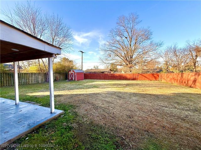 4211 Teakwood Drive, Fort Smith, AR 72904