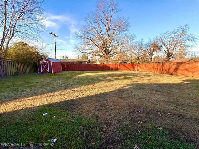 4211 Teakwood Drive, Fort Smith, AR 72904