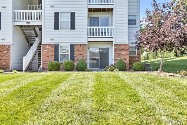 16538 Victoria Crossing Drive A, Grover, MO 63040