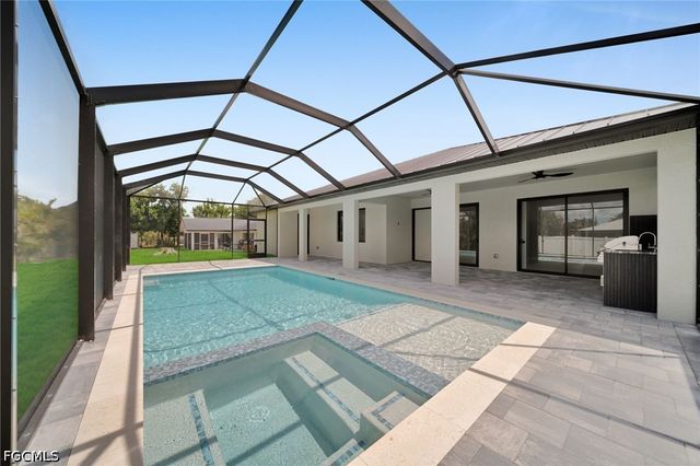 3532 Country Club BLVD, Cape Coral, FL 33904