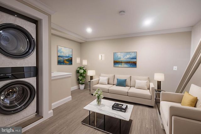 2846 LAKE AVE, Baltimore, MD 21213