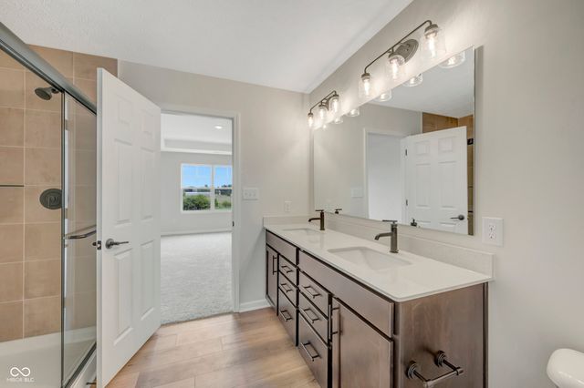 11282 Hobbsbrook Drive, Noblesville, IN 46060